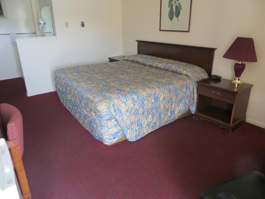 Traveler'S Lodge ซาลีนา ห้อง รูปภาพ